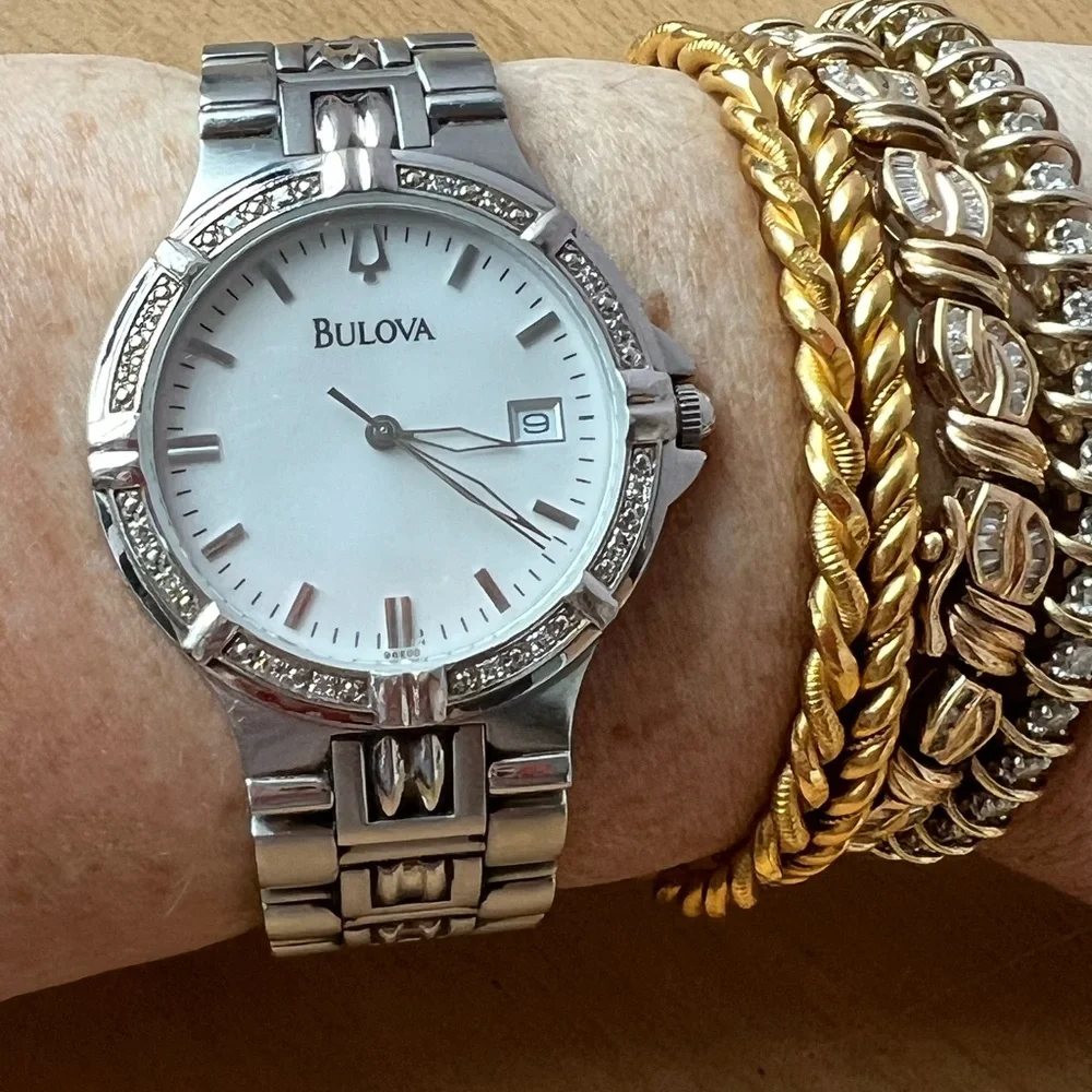 BULOVA 96E00 MEN’S DIAMOND EMBELLISHED BEZEL SILVER TONE DATE DISPLAY WATCH
